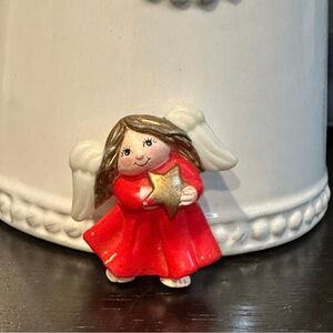 Fun World Red Angel Pin Christmas Holidays Vintage